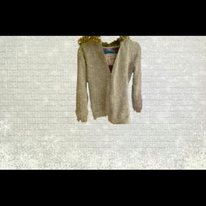 Mossimo Girl’s Hoodie With Faux Fur Trimming.🧸